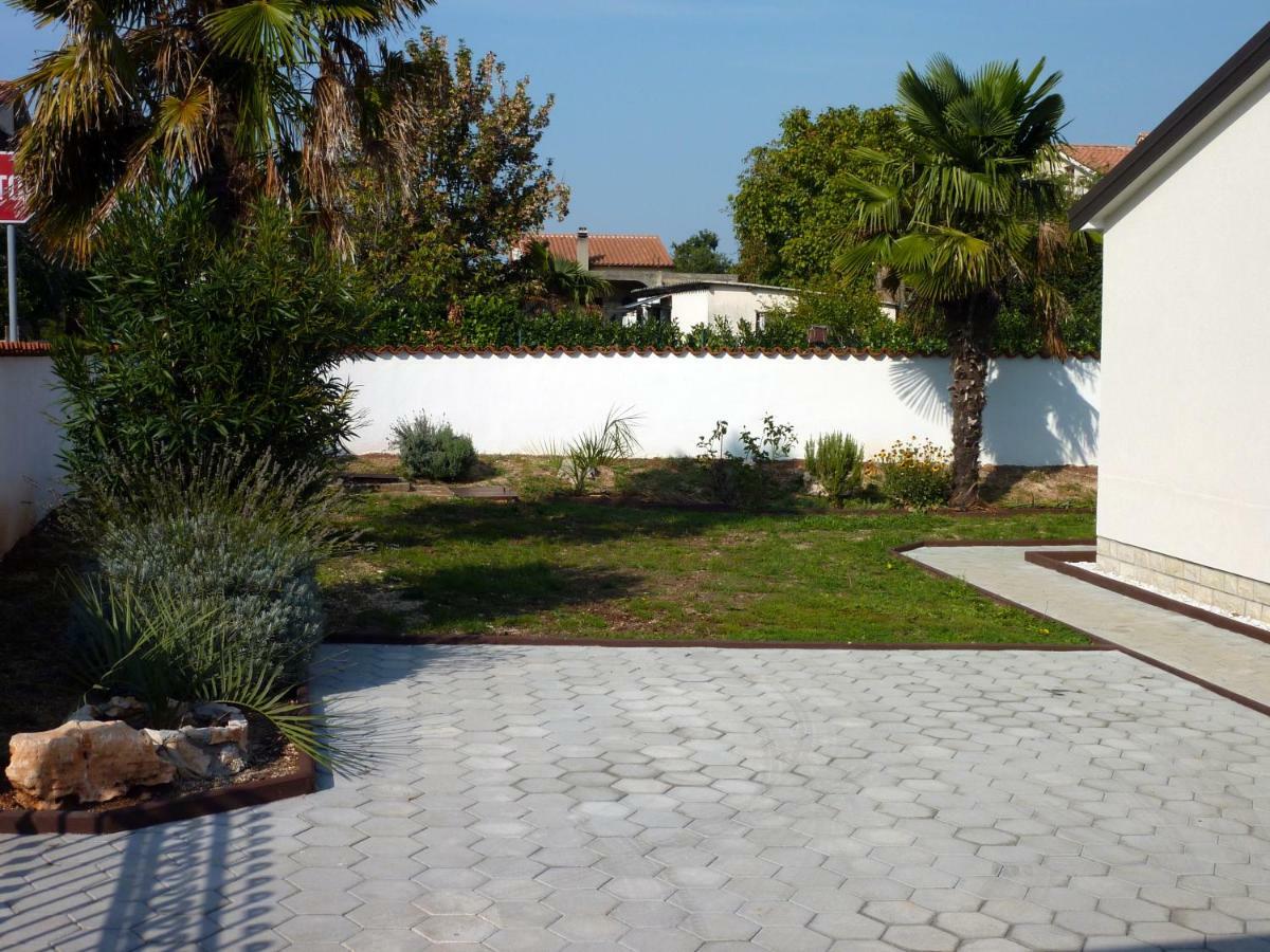 Palme Villa Porec Exterior photo